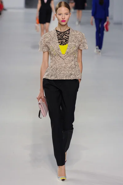 Look 5